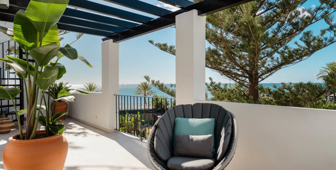 Venta de ático en San Pedro de Alcántara 16