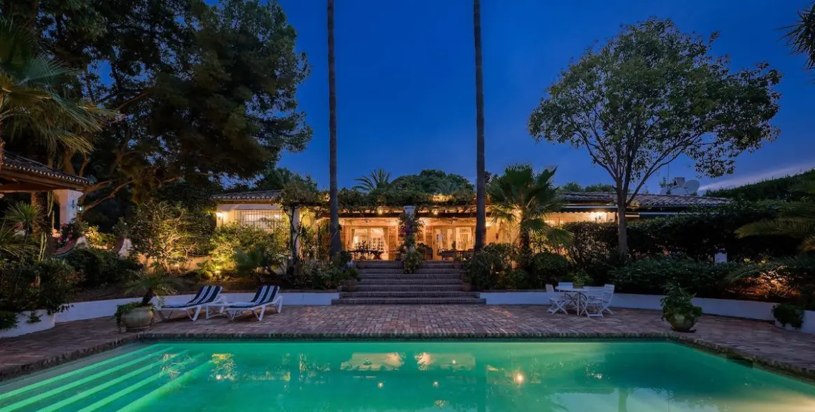 Venta de villa independiente en Los Flamingos 2