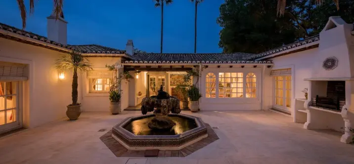 Venta de villa independiente en Los Flamingos 2