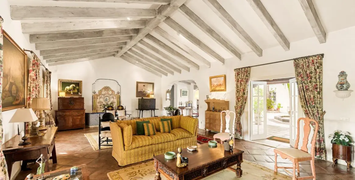 Venta de villa independiente en Los Flamingos 4