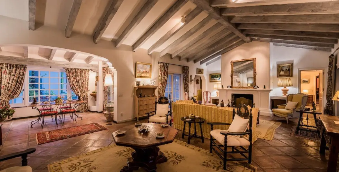 Venta de villa independiente en Los Flamingos 5