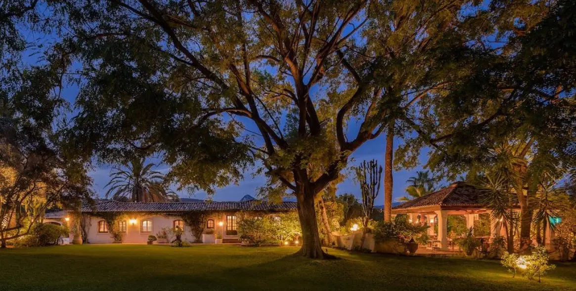 Venta de villa independiente en Los Flamingos 19