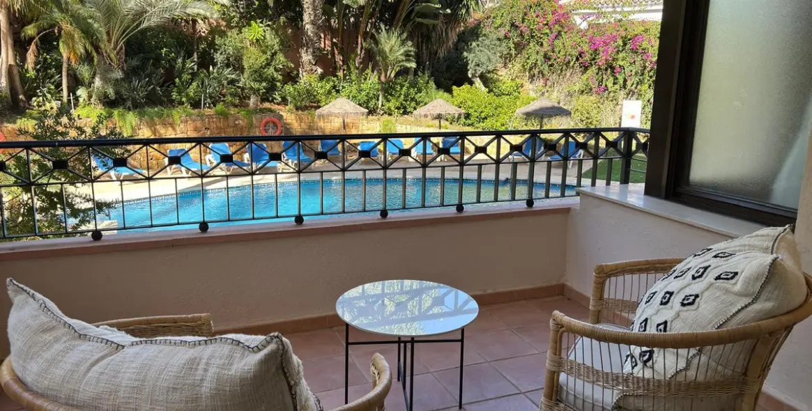 Long-term rent of ground floor apartment in Río Real 11