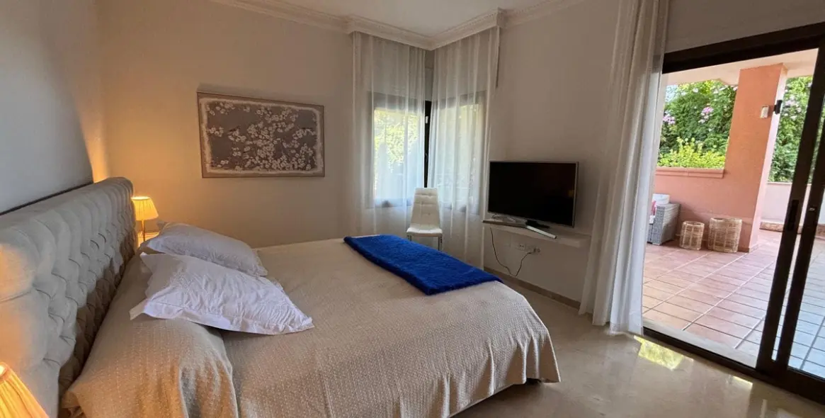 Long-term rent of ground floor apartment in Río Real 15