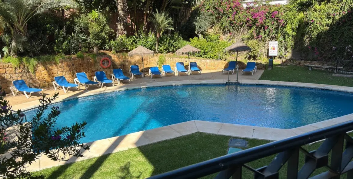 Long-term rent of ground floor apartment in Río Real 19