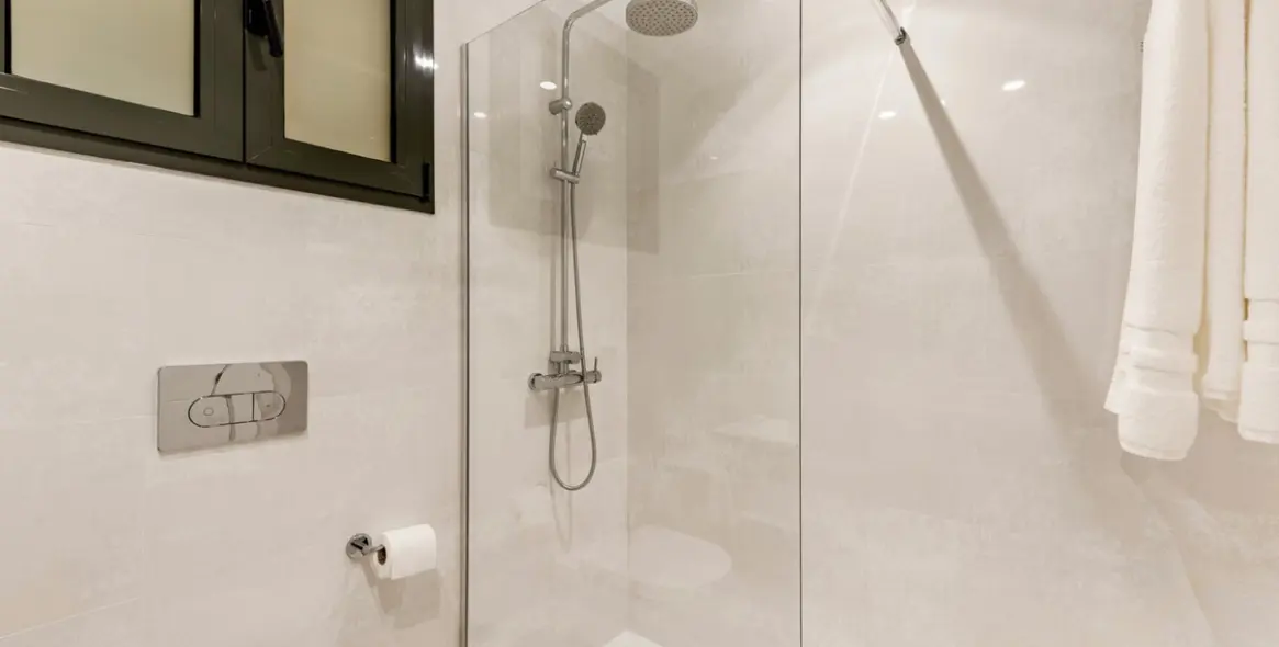 Long-term rent of middle floor apartment in Nueva Andalucía 10