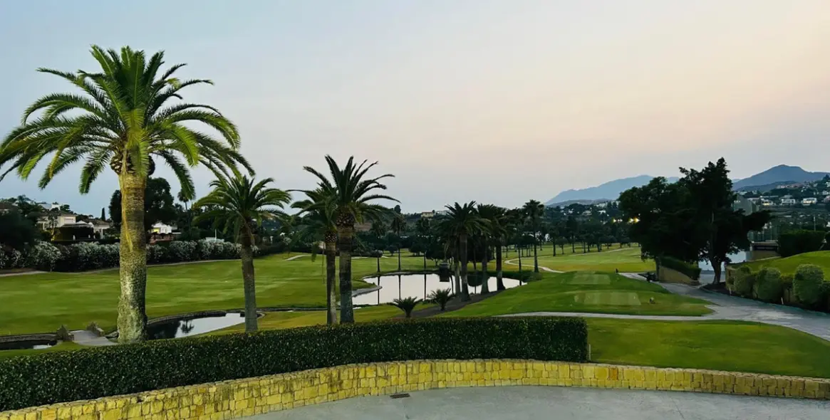 Long-term rent of middle floor apartment in Nueva Andalucía 14