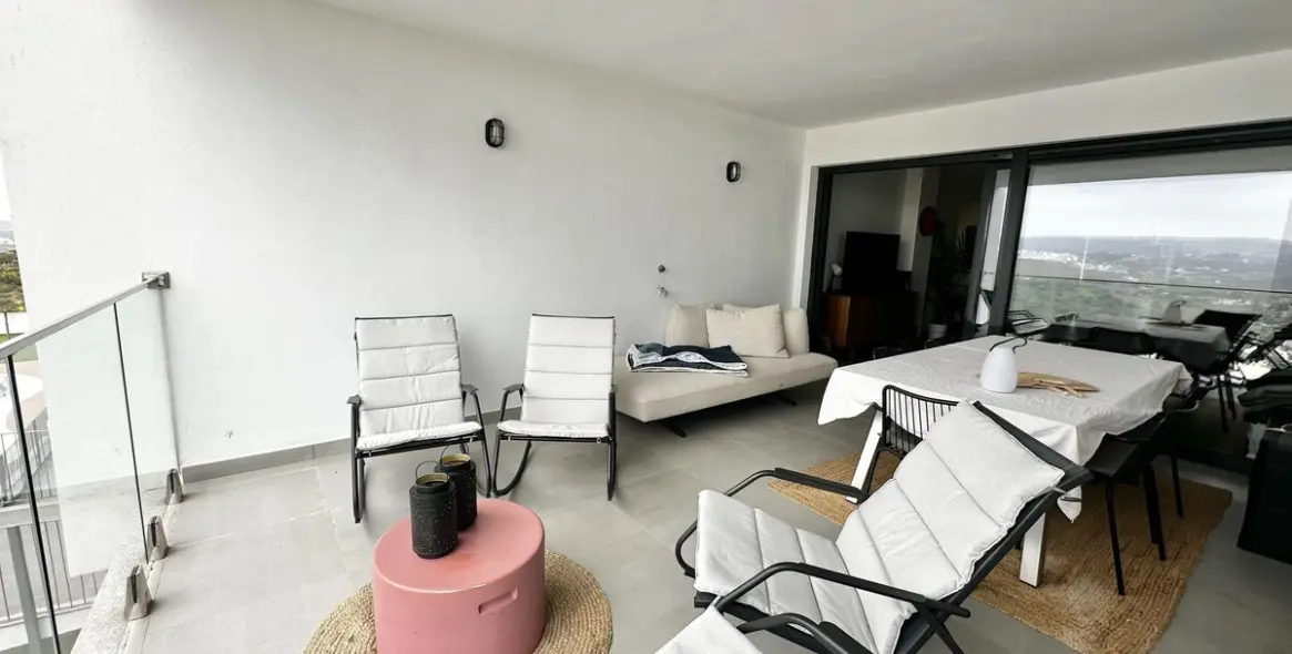 Продажа апартаментов на первом этаже в La Duquesa 16