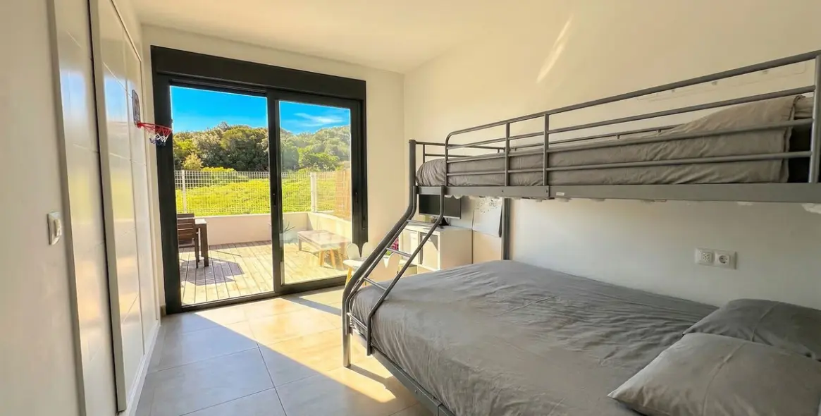 Продажа апартаментов на первом этаже в La Duquesa 22