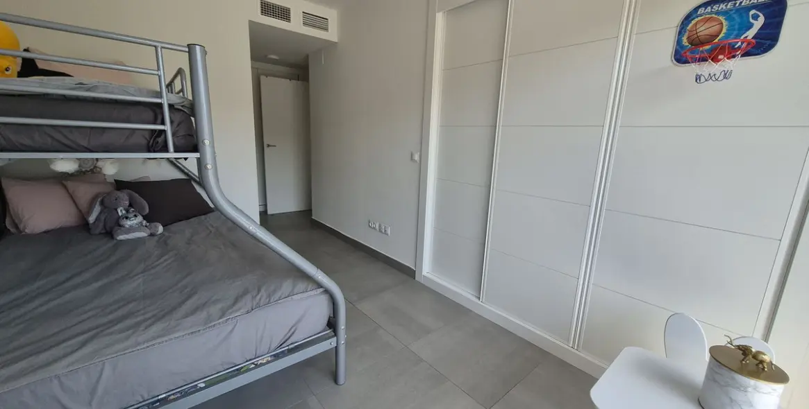 Продажа апартаментов на первом этаже в La Duquesa 23