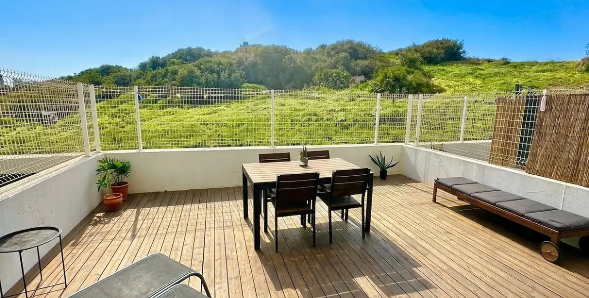 Продажа апартаментов на первом этаже в La Duquesa 28