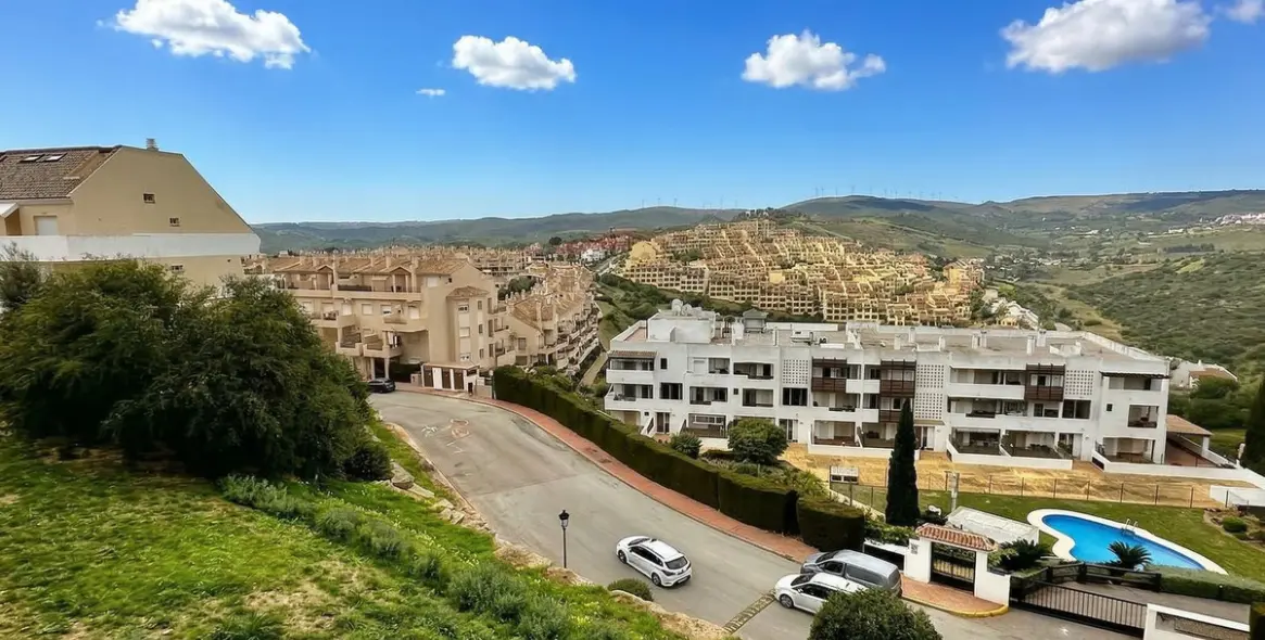 Продажа апартаментов на первом этаже в La Duquesa 33