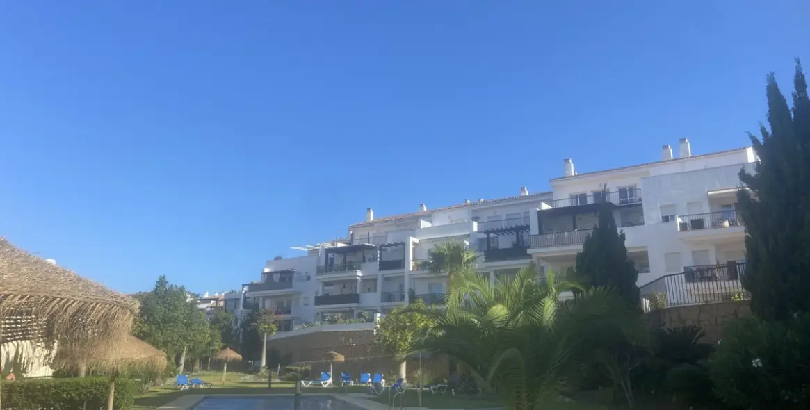 Sale of ground floor apartment in Riviera del Sol 1