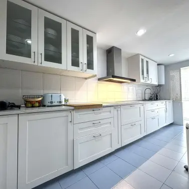 Продажа апартаментов на первом этаже в Nueva Andalucía