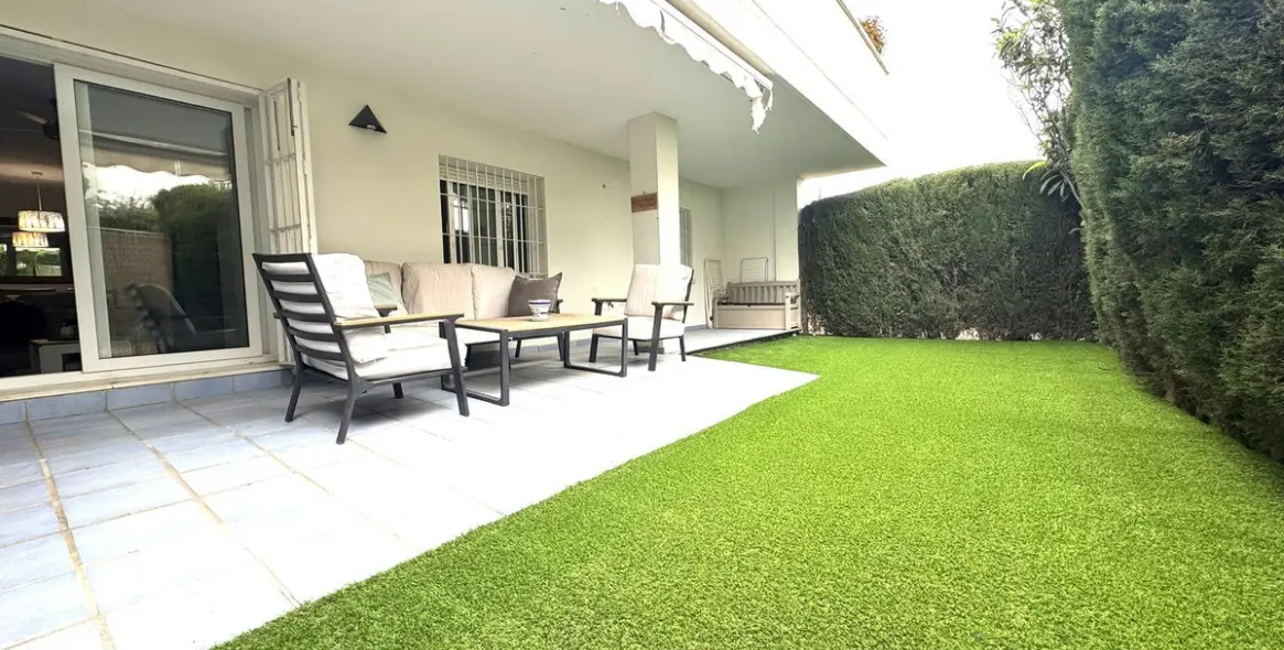 Продажа апартаментов на первом этаже в Nueva Andalucía 6