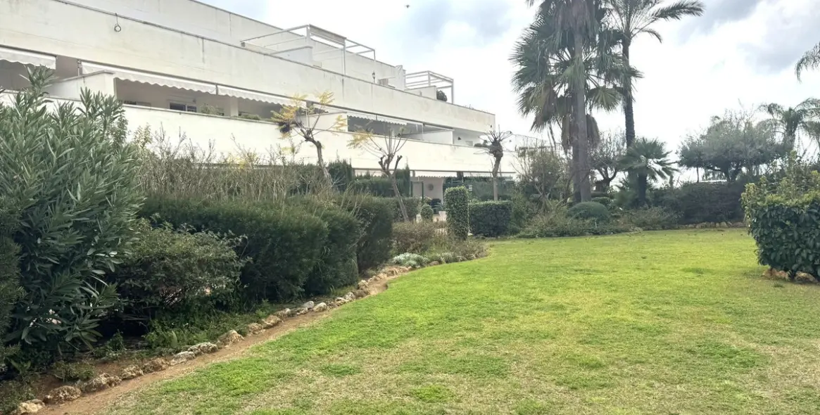 Продажа апартаментов на первом этаже в Nueva Andalucía 17