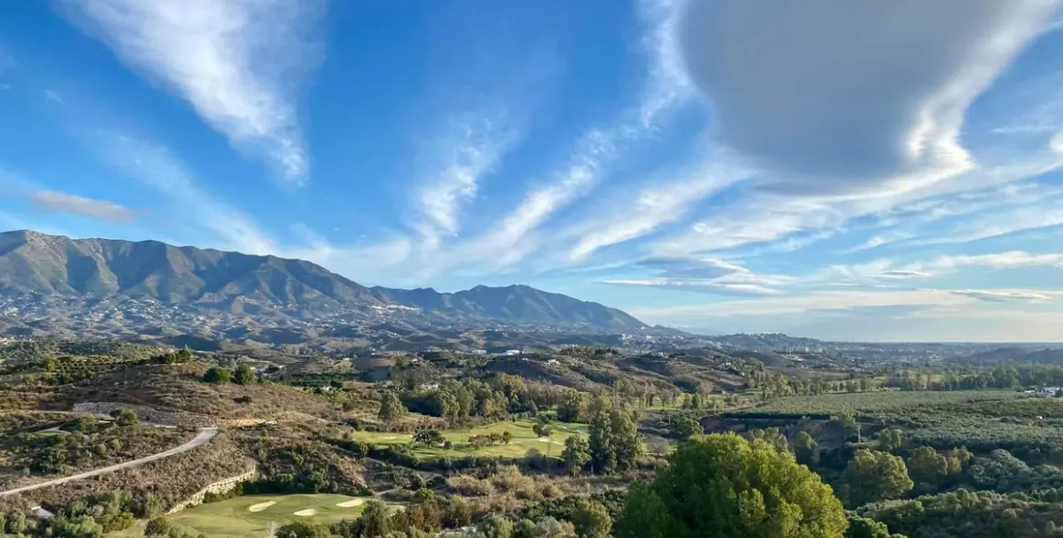 Sale of townhouse in La Cala Golf 7