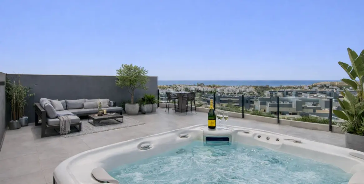 Sale of penthouse in Selwo 1