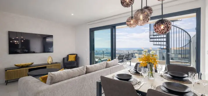 Sale of penthouse in Selwo 2