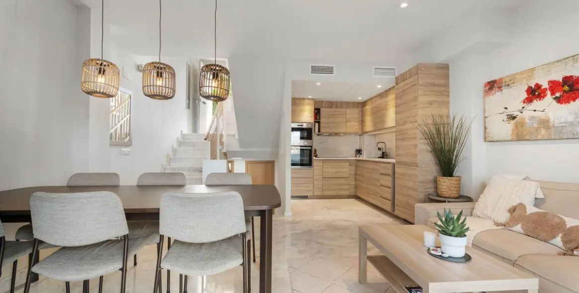 Продажа дома на две семьи в Riviera del Sol 7