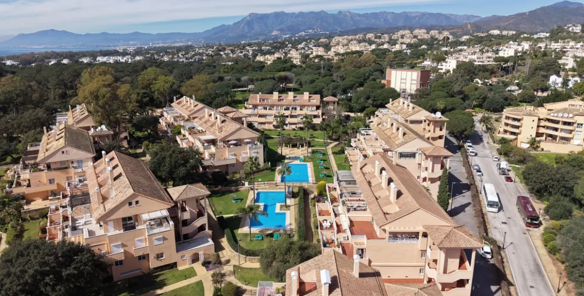 Long-term rent of ground floor apartment in Marbella 32