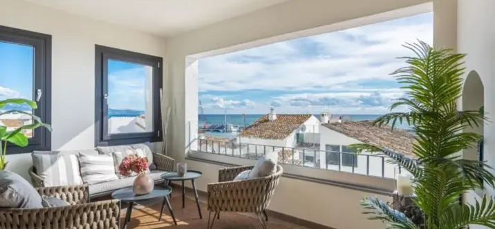 Долгосрочная аренда апартаментов на среднем этаже в Puerto Banús 0