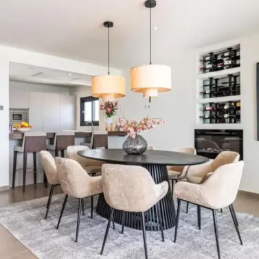 Долгосрочная аренда апартаментов на среднем этаже в Puerto Banús