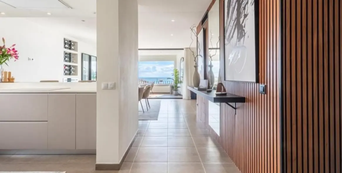 Long-term rent of middle floor apartment in Puerto Banús 7