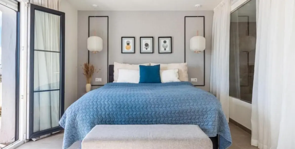 Long-term rent of middle floor apartment in Puerto Banús 9