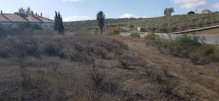 Venta de parcela residencial en Colmenar 1