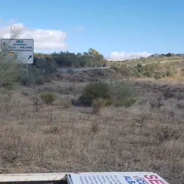 Venta de parcela residencial en Colmenar