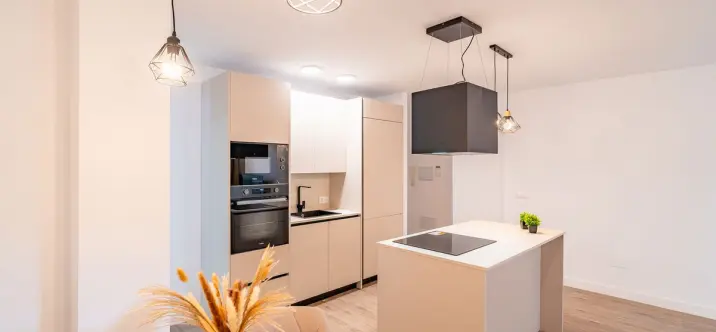 Sale of middle floor apartment in Los Boliches 2