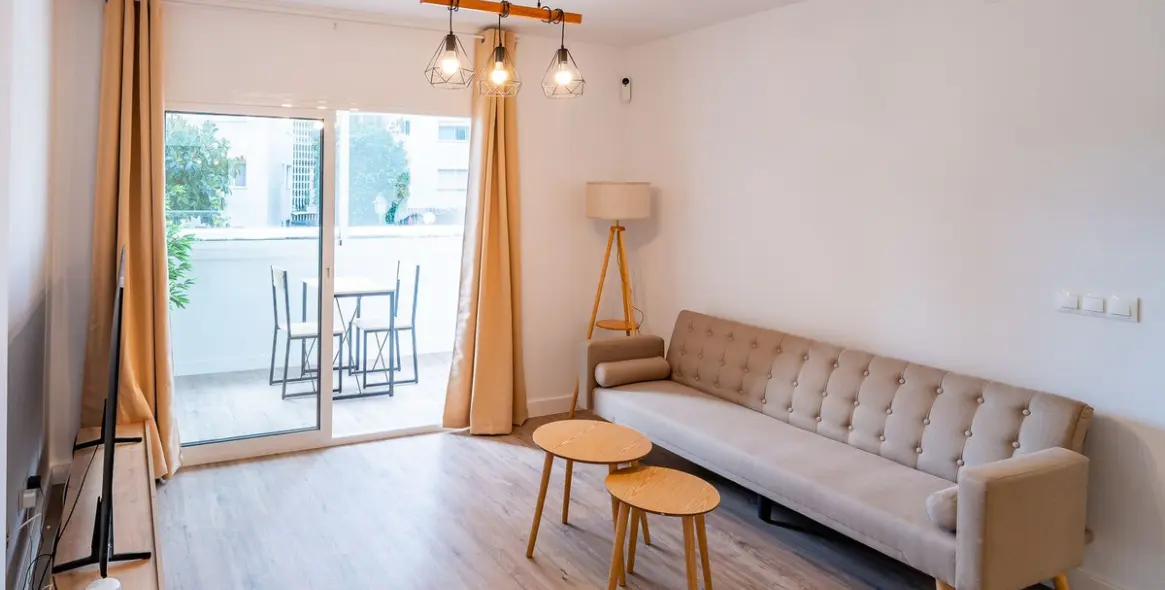 Sale of middle floor apartment in Los Boliches 10