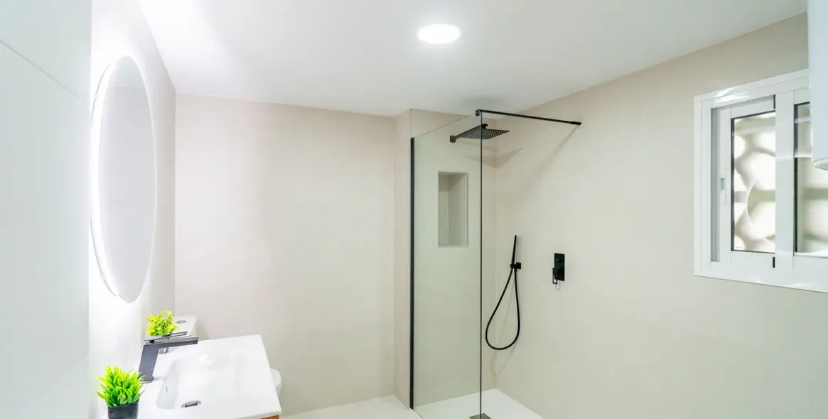 Sale of middle floor apartment in Los Boliches 16