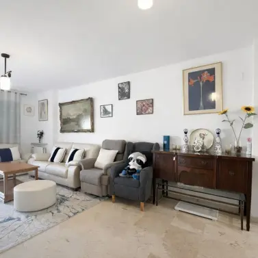 Sale of middle floor apartment in Guadalmina Alta