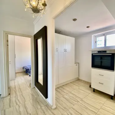 Sale of middle floor apartment in Benalmadena Costa