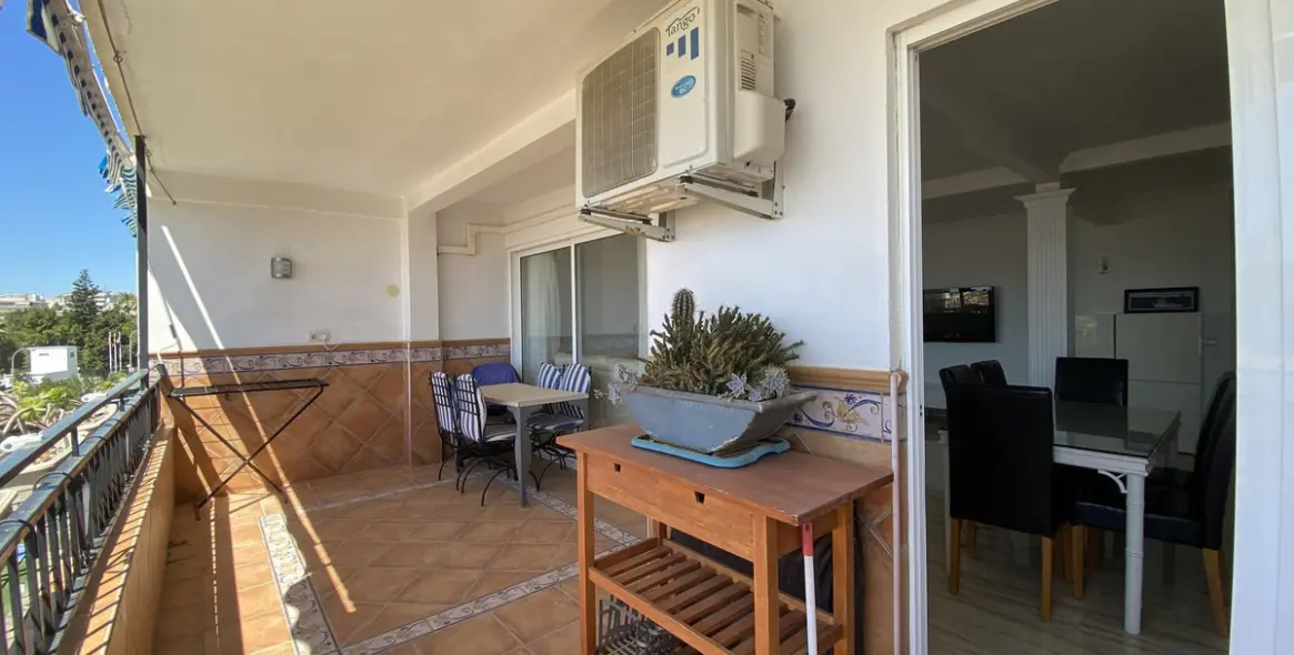 Sale of middle floor apartment in Benalmadena Costa 7