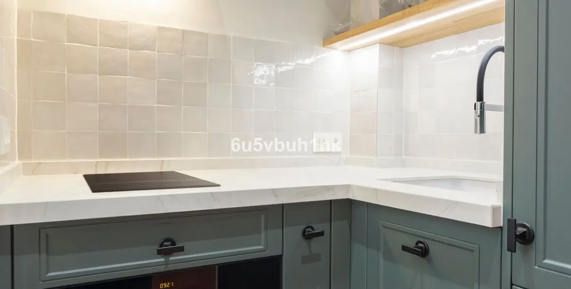 Продажа апартаментов на первом этаже в Málaga 15