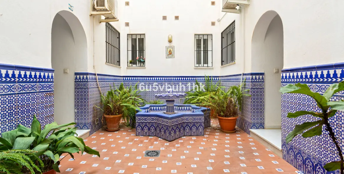 Продажа апартаментов на первом этаже в Málaga 16