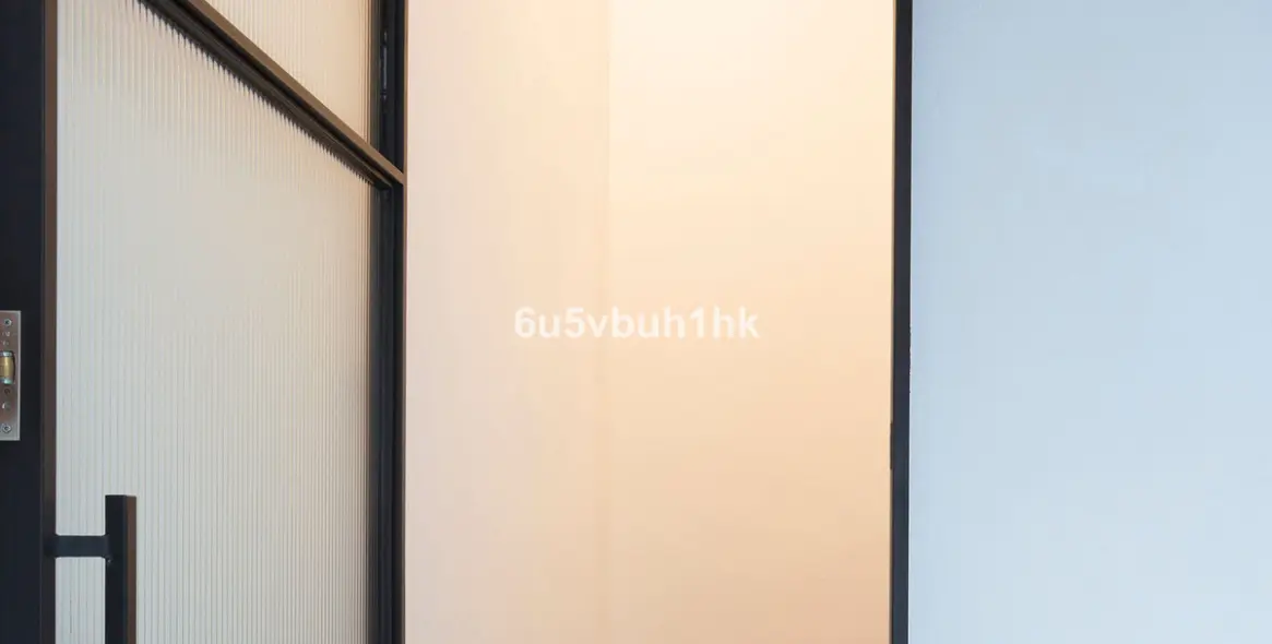 Продажа апартаментов на первом этаже в Málaga 18