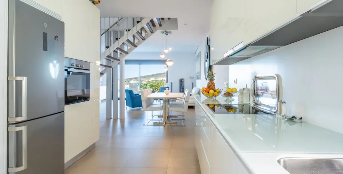 Продажа таунхауса в Manilva 9