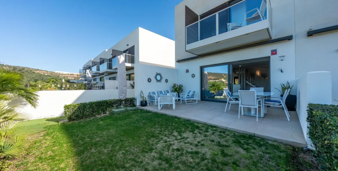 Продажа таунхауса в Manilva 28