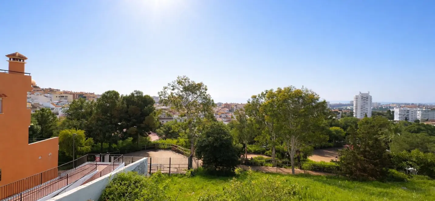 Sale of townhouse in Arroyo de la Miel 1