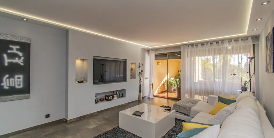 Продажа апартаментов на первом этаже в Atalaya 2