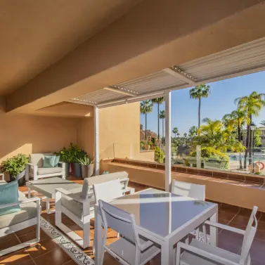 Продажа апартаментов на первом этаже в Atalaya