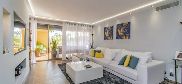 Продажа апартаментов на первом этаже в Atalaya 4