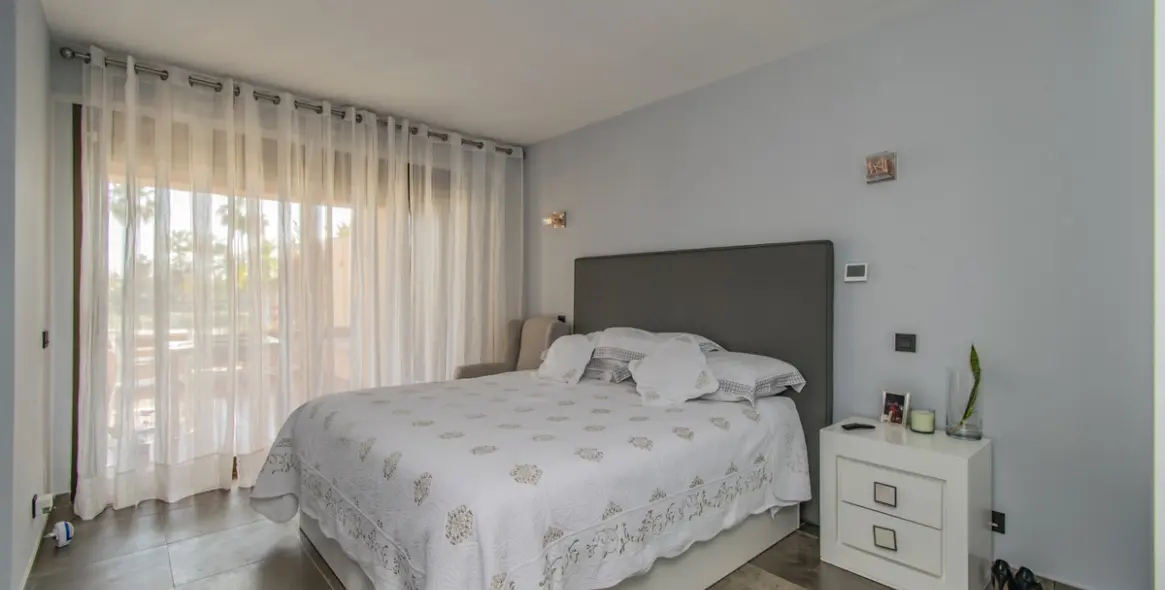 Продажа апартаментов на первом этаже в Atalaya 7