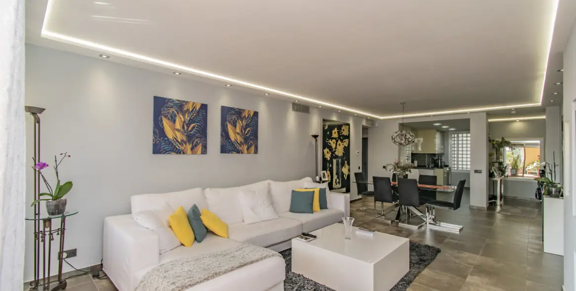 Продажа апартаментов на первом этаже в Atalaya 8