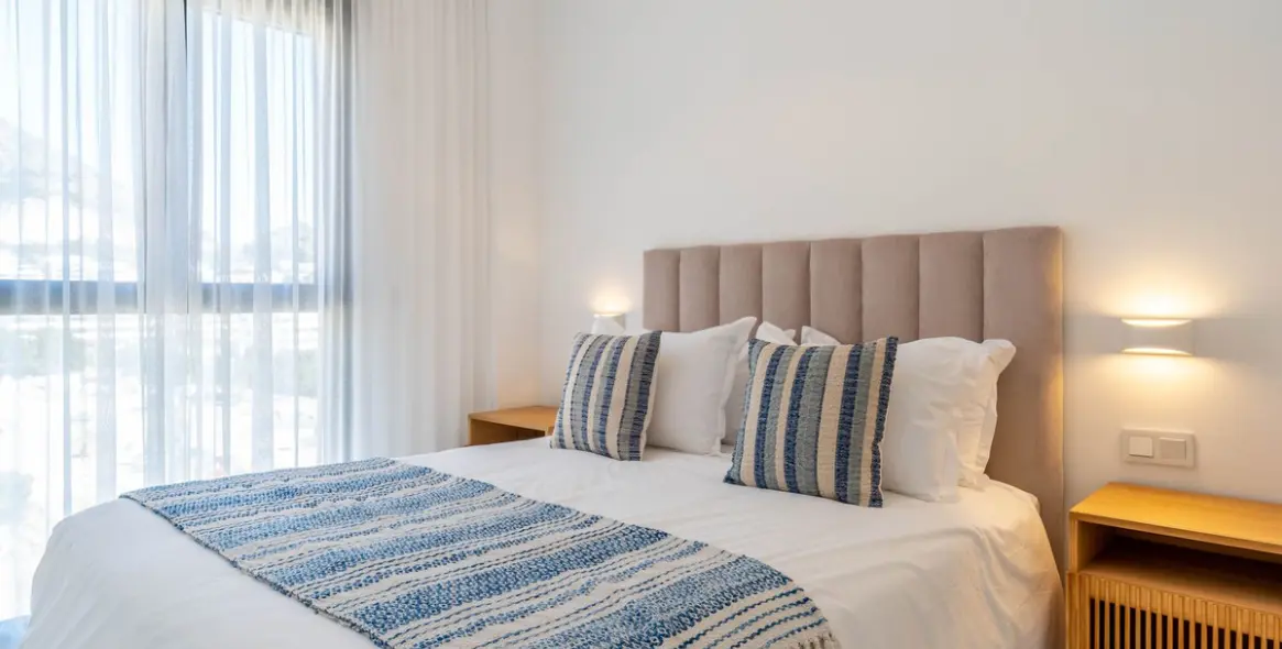 Sale of middle floor apartment in Fuengirola 15