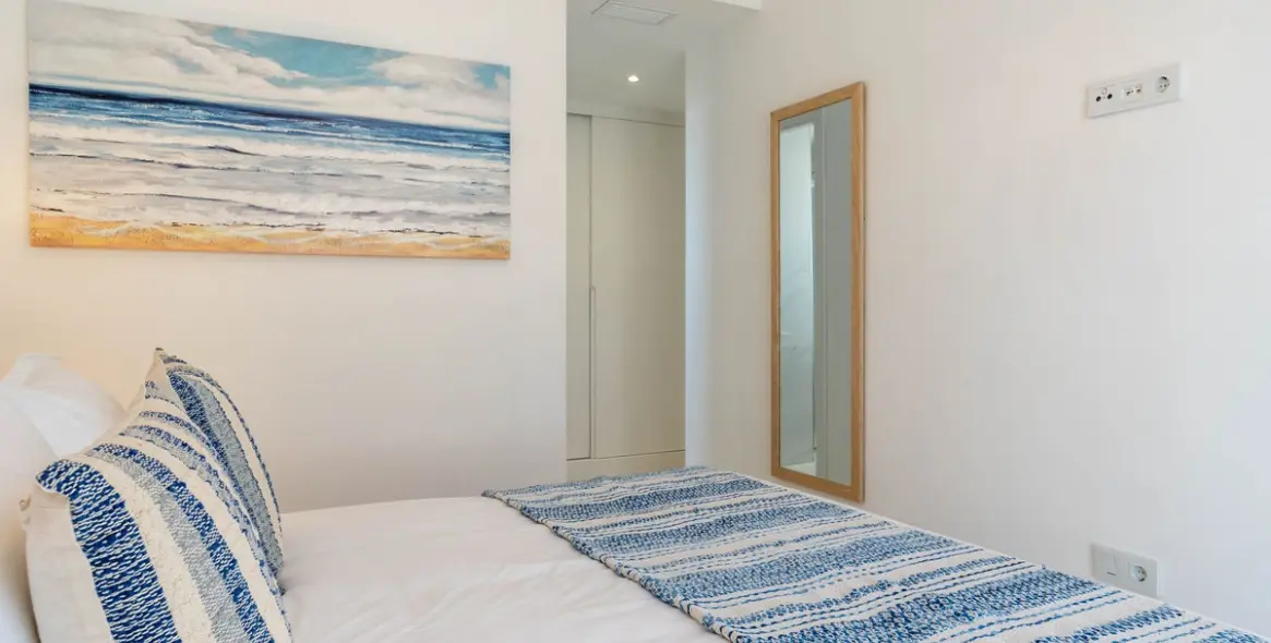 Sale of middle floor apartment in Fuengirola 17